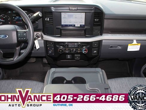 Used 2025 Ford F350 XLT AWD/4WD image 28