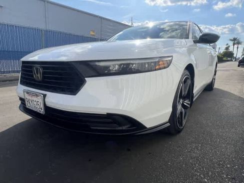 Used 2024 Honda Accord Sport image 9