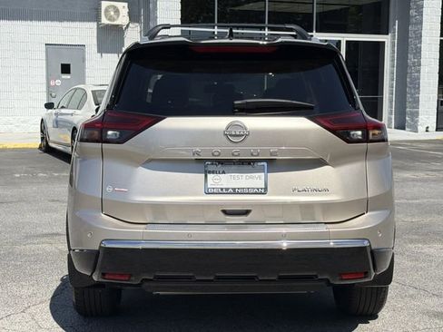 Certified 2025 Nissan Rogue Platinum w/ Platinum Premium Package image 27