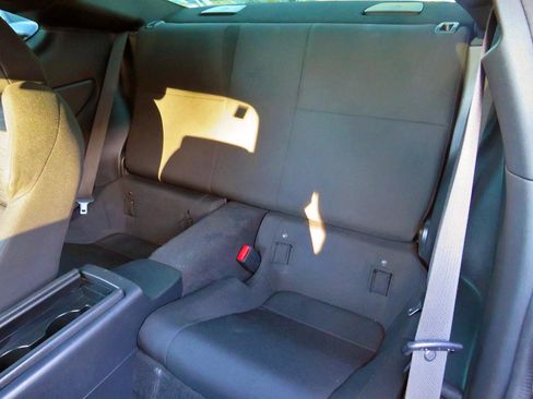 Used 2022 Toyota GR86 RWD image 13