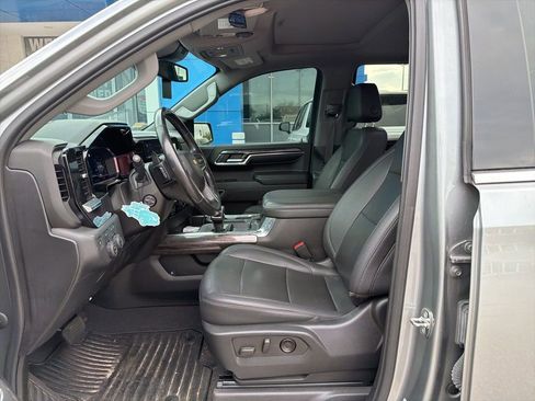 Used 2023 Chevrolet Silverado 1500 LTZ w/ LTZ Convenience Package II image 9
