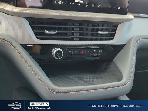 New 2026 Ford Explorer Active RWD image 19