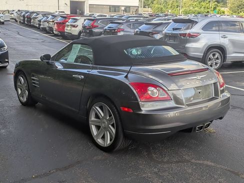 Used 2005 Chrysler Crossfire Limited RWD image 4