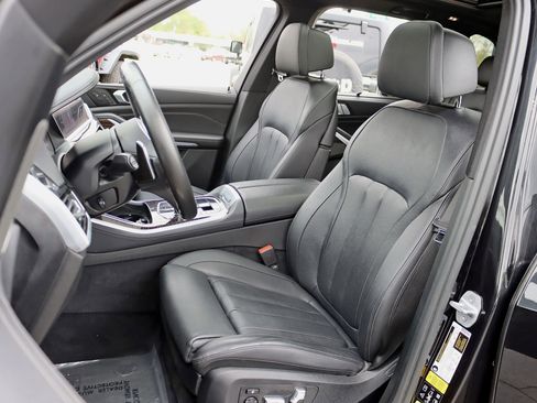 Used 2020 BMW X5 M50i AWD/4WD image 35