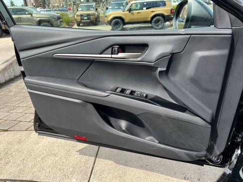 New 2026 Toyota Camry Hybrid image 12