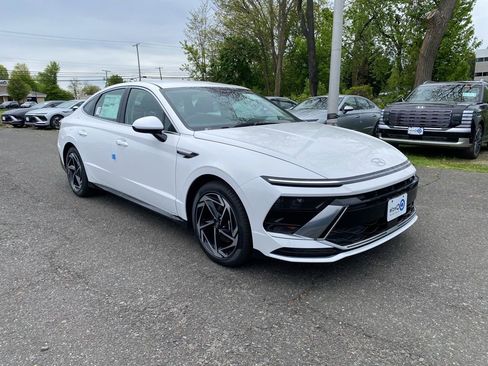 New 2026 Hyundai Sonata SEL FWD image 1