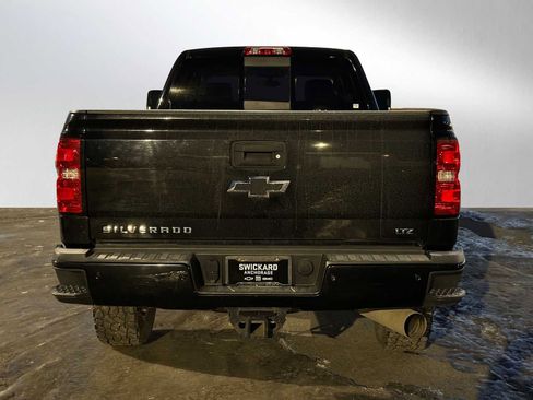 Used 2019 Chevrolet Silverado 2500 LTZ w/ Duramax Plus Package image 4