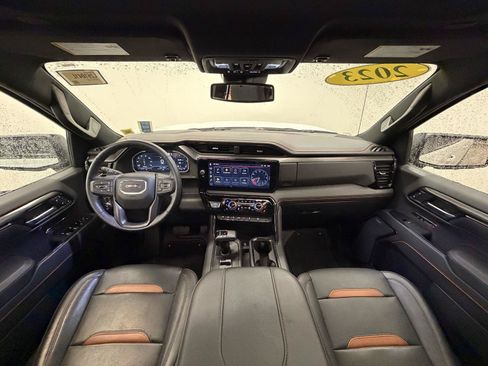 Used 2023 GMC Sierra 1500 AT4 w/ AT4 Premium Package AWD/4WD image 48