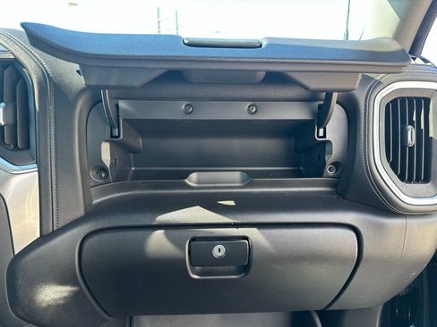 Used 2022 Chevrolet Silverado 2500 LTZ image 29