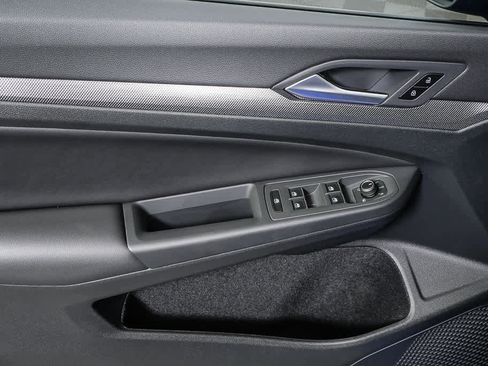 New 2026 Volkswagen Golf image 4
