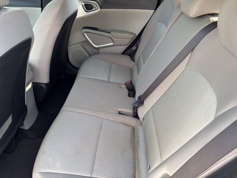 Used 2024 Kia Soul LX w/ Option Group 015 FWD image 19