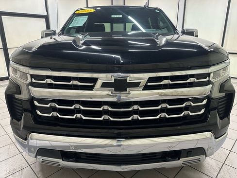 Certified 2023 Chevrolet Silverado 1500 LTZ w/ Technology Package image 16