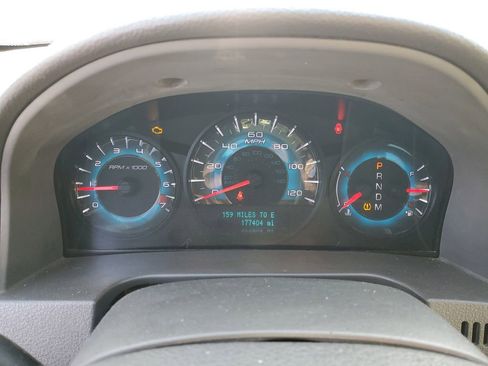 Used 2010 Ford Fusion SE image 10