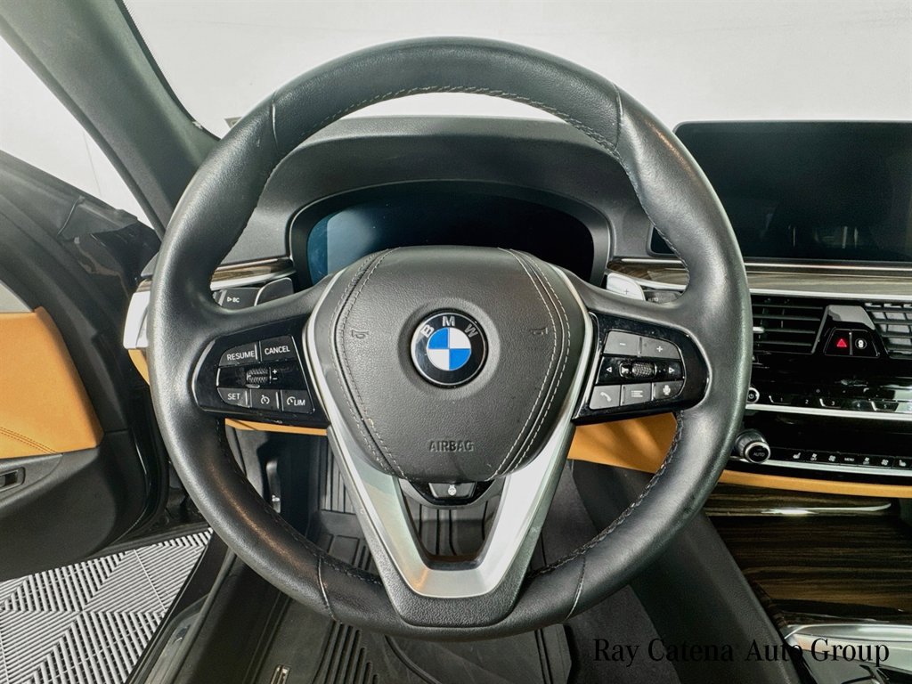 Used 2023 BMW 530i xDrive w/ Premium Package AWD/4WD image 11