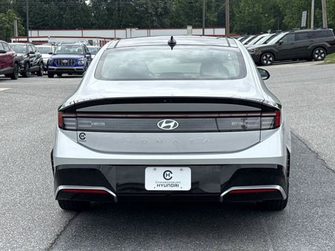 Certified 2025 Hyundai Sonata SEL FWD image 26