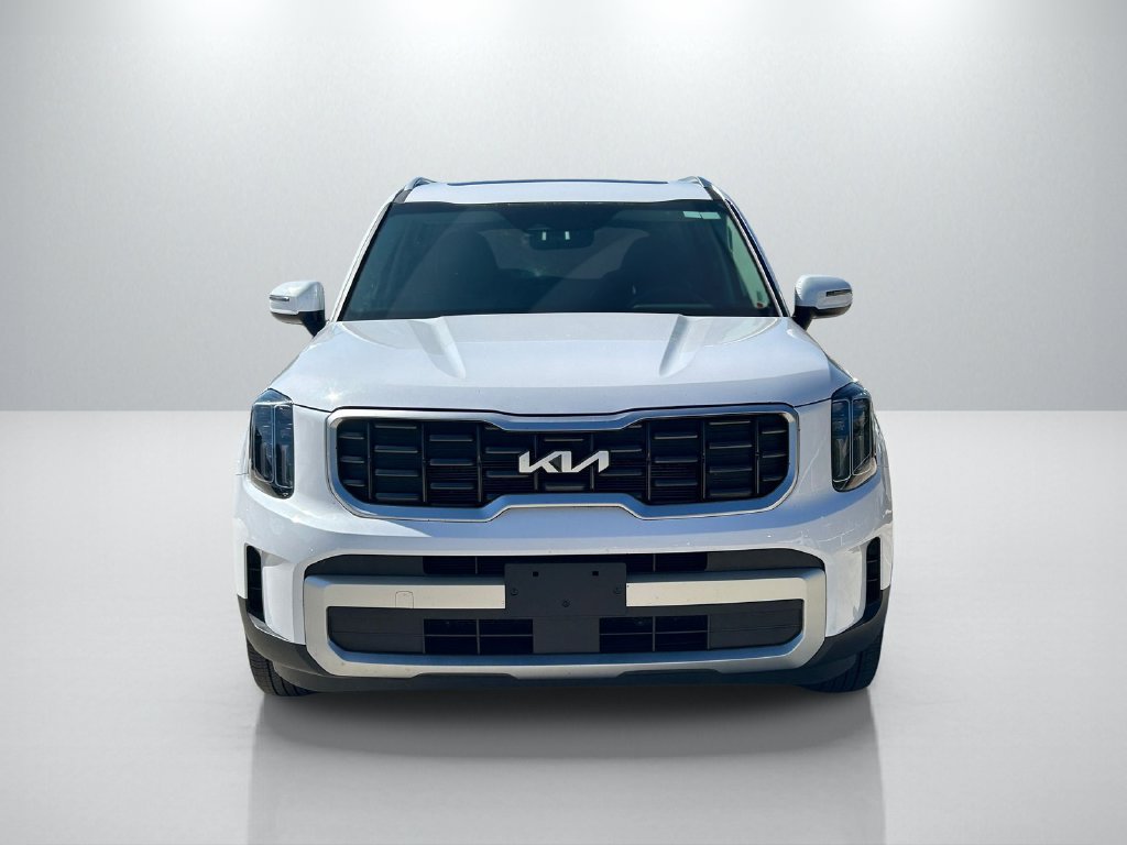 Used 2025 Kia Telluride S FWD image 2
