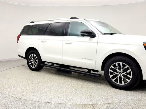 Used 2025 Ford Expedition Max Platinum image 3