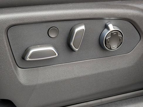 New 2026 GMC Sierra 1500 Denali Ultimate image 15