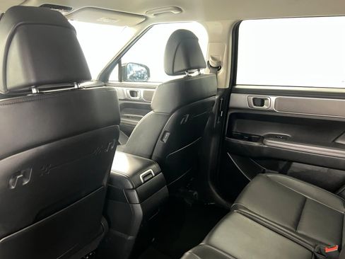 Used 2024 Hyundai Santa Fe SEL image 20