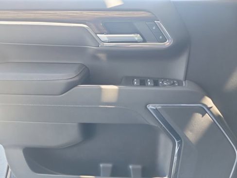 Certified 2022 Chevrolet Silverado 1500 Custom w/ LPO, Dark Essentials Package RWD image 17
