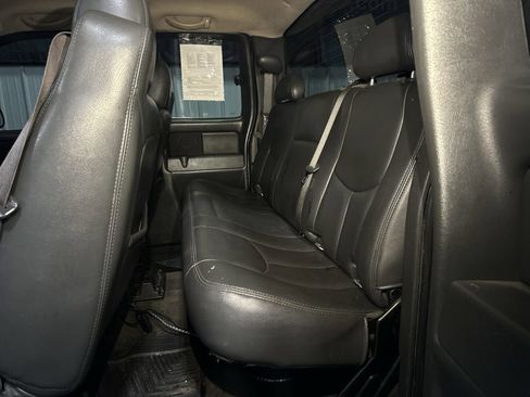 Used 2006 Chevrolet Silverado 1500 LT w/ Onstar Plus Package image 17