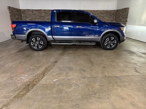 Used 2020 Nissan Titan Platinum Reserve w/ Moonroof Package image 5