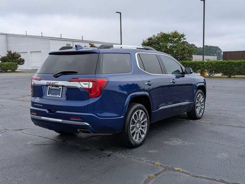 Used 2023 GMC Acadia Denali w/ Denali Ultimate Package FWD image 3