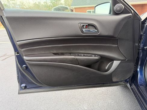 Used 2013 Acura ILX w/ Premium Package image 11