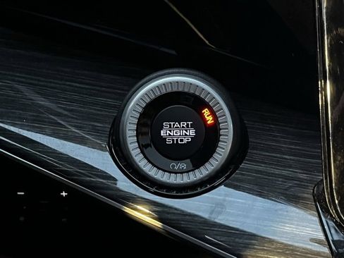 Used 2022 Jeep Wagoneer Series III w/ Premium Group I image 24