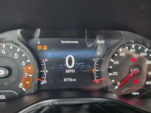 Certified 2024 Jeep Compass Limited image 25