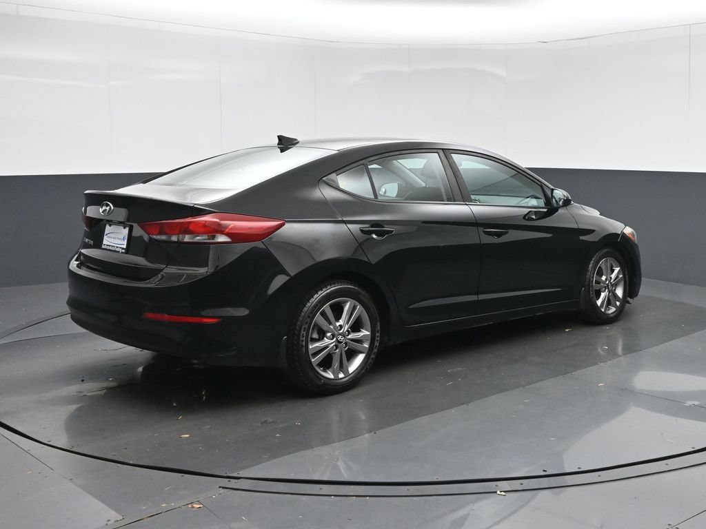 Used 2018 Hyundai Elantra Value Edition w/ Cargo Package FWD image 7