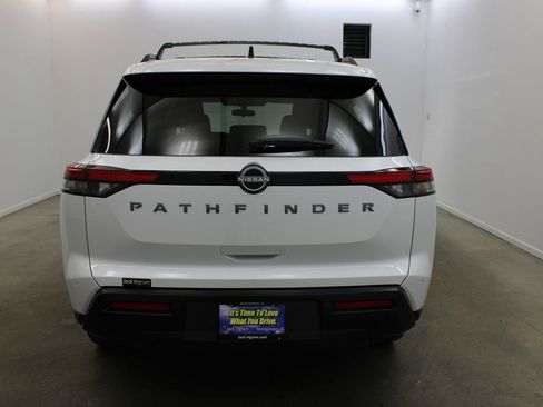 New 2026 Nissan Pathfinder SV FWD image 4