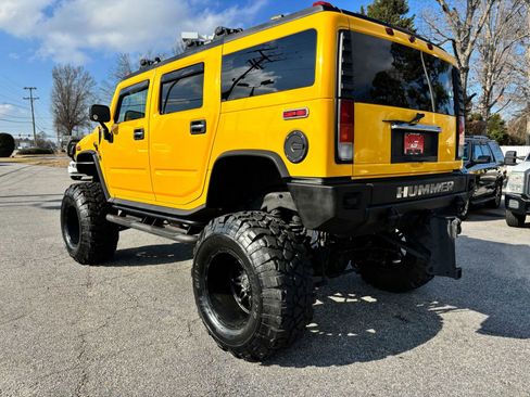 Used 2003 HUMMER H2 w/ Preferred Equipment Group image 3