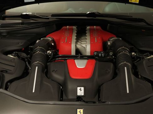 Used 2016 Ferrari FF image 57