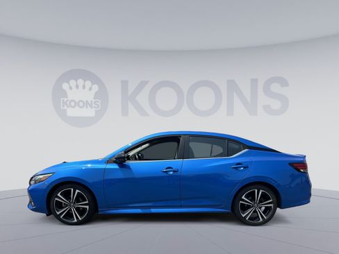 Used 2023 Nissan Sentra SR FWD image 2