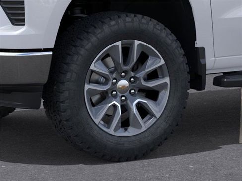 New 2026 Chevrolet Silverado 1500 LT w/ Z71 Off-Road Package image 9