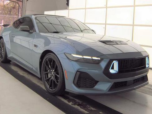 Used 2024 Ford Mustang GT Premium image 2