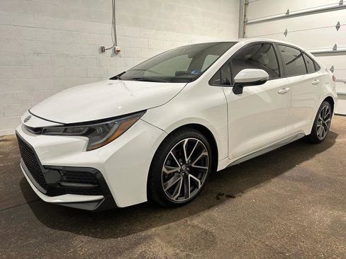 Used 2022 Toyota Corolla SE FWD image 1