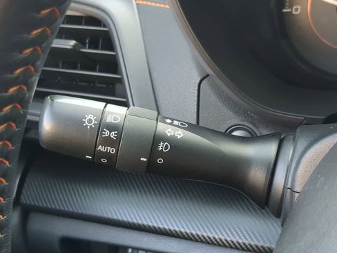 Used 2023 Subaru Crosstrek 2.0i Premium image 29