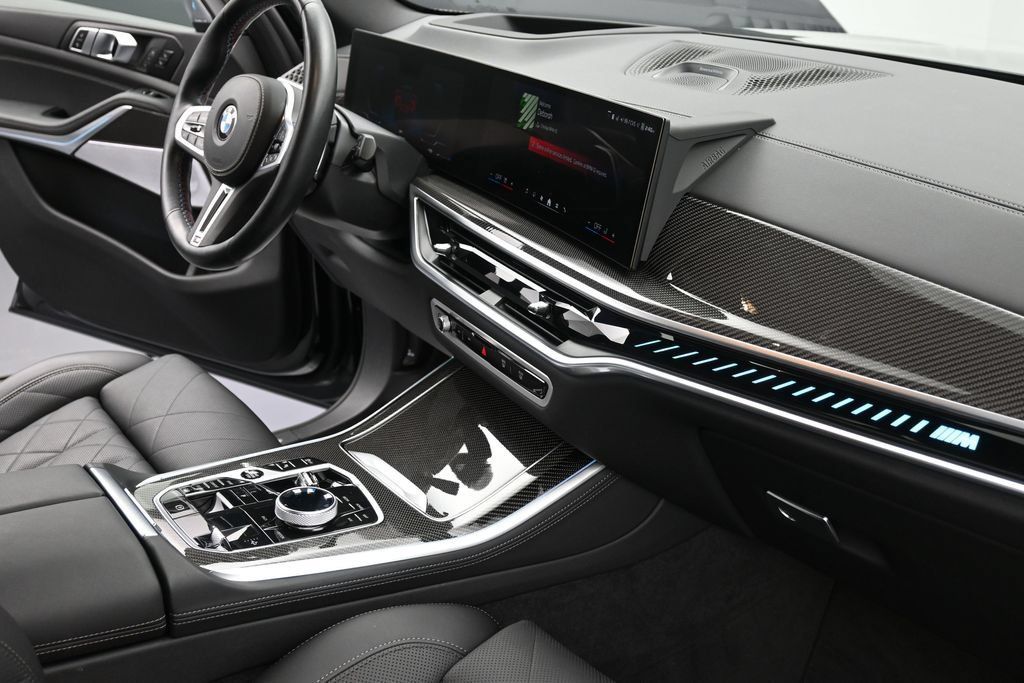 Used 2024 BMW X5 M60i AWD/4WD image 10