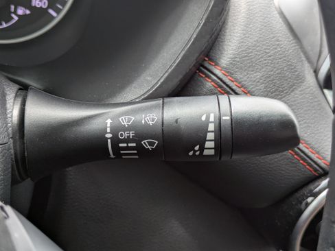 Used 2024 Nissan Sentra SR FWD image 18