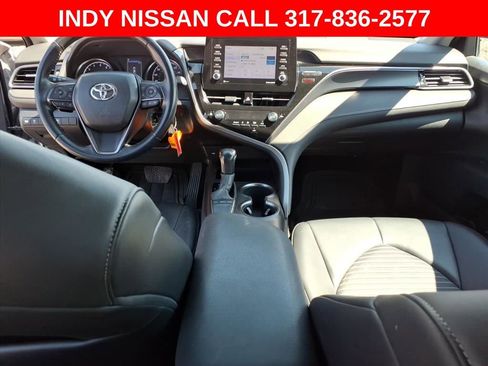 Used 2022 Toyota Camry SE image 28