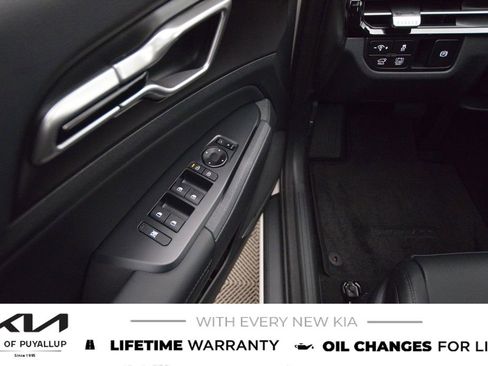 New 2026 Kia Sportage EX image 27