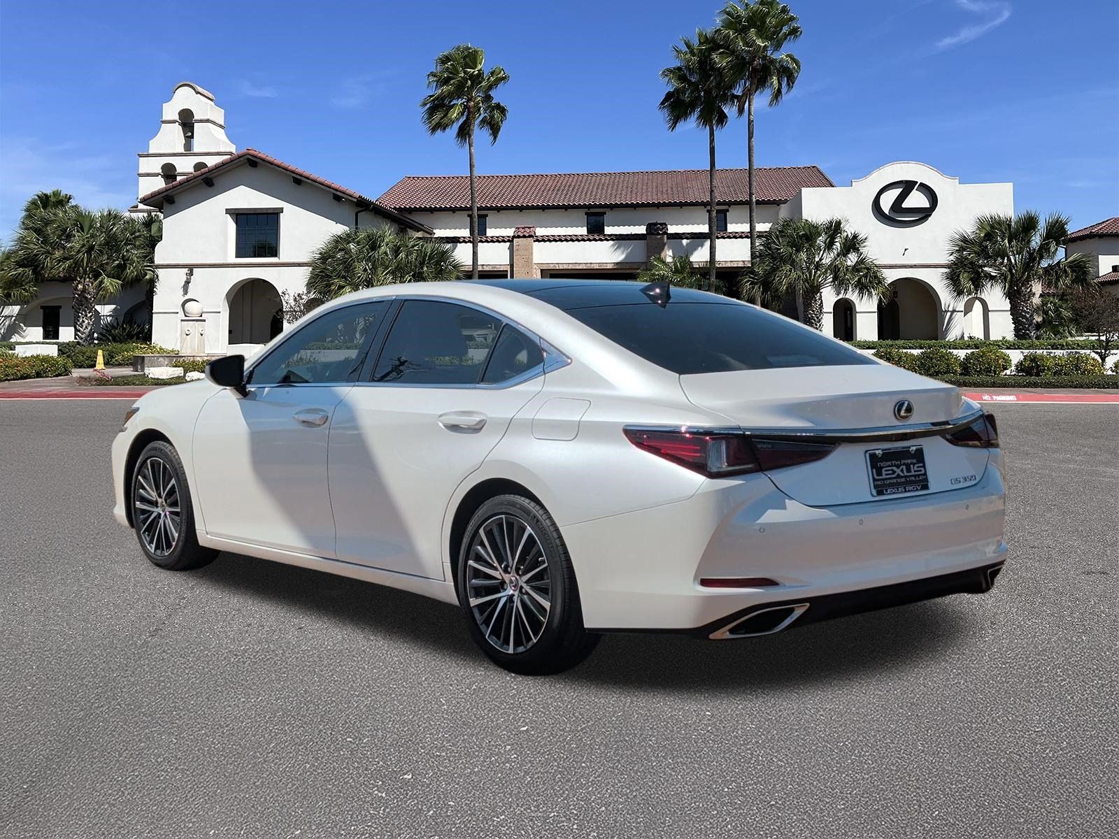 Certified 2025 Lexus ES 350 w/ Premium Package FWD image 4