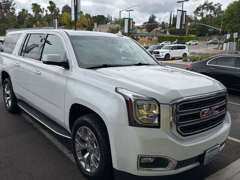 Used 2018 GMC Yukon XL SLT w/ Open Road Package image 1