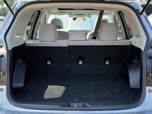 Used 2018 Subaru Forester 2.5i Premium AWD/4WD image 28