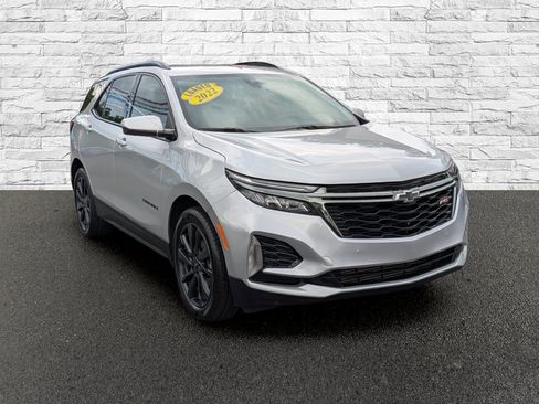 Used 2022 Chevrolet Equinox RS w/ RS Leather Package FWD image 4