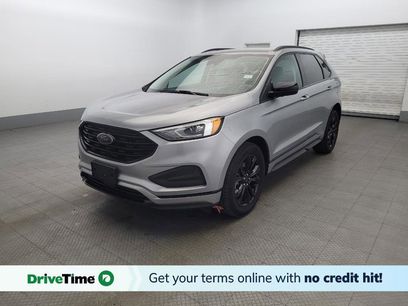 Used 2022 Ford Edge SE w/ Black Appearance Package