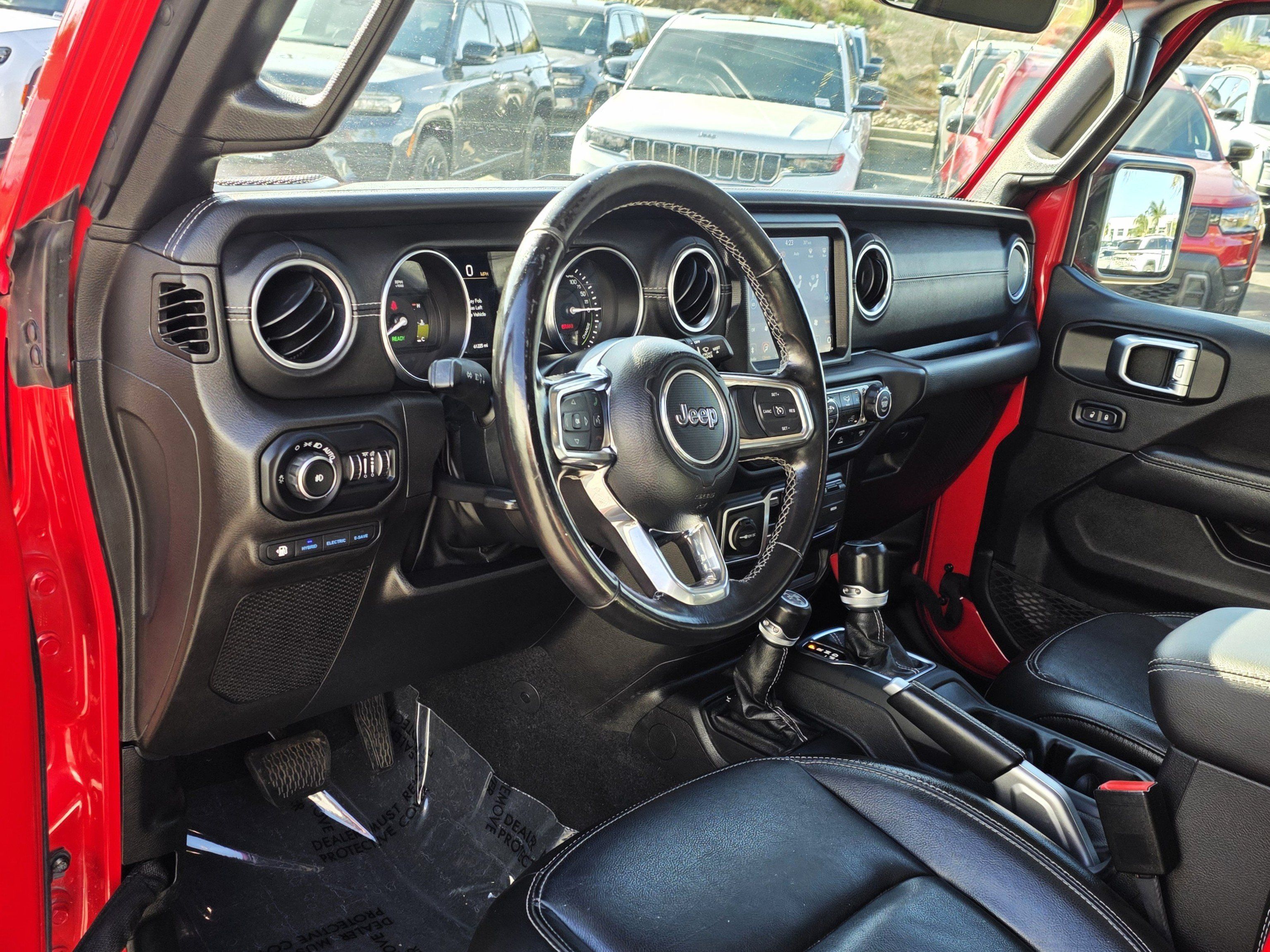 Certified 2022 Jeep Wrangler Unlimited Sahara AWD/4WD image 12