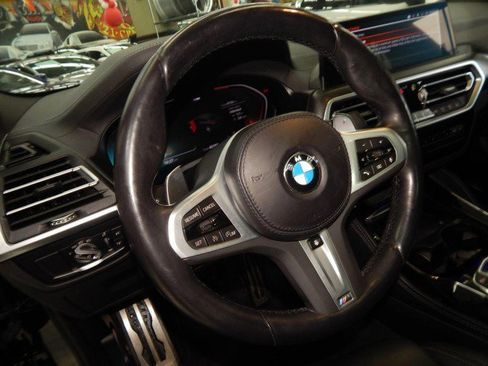 Used 2023 BMW X4 xDrive30i w/ Premium Enhanced Package image 16